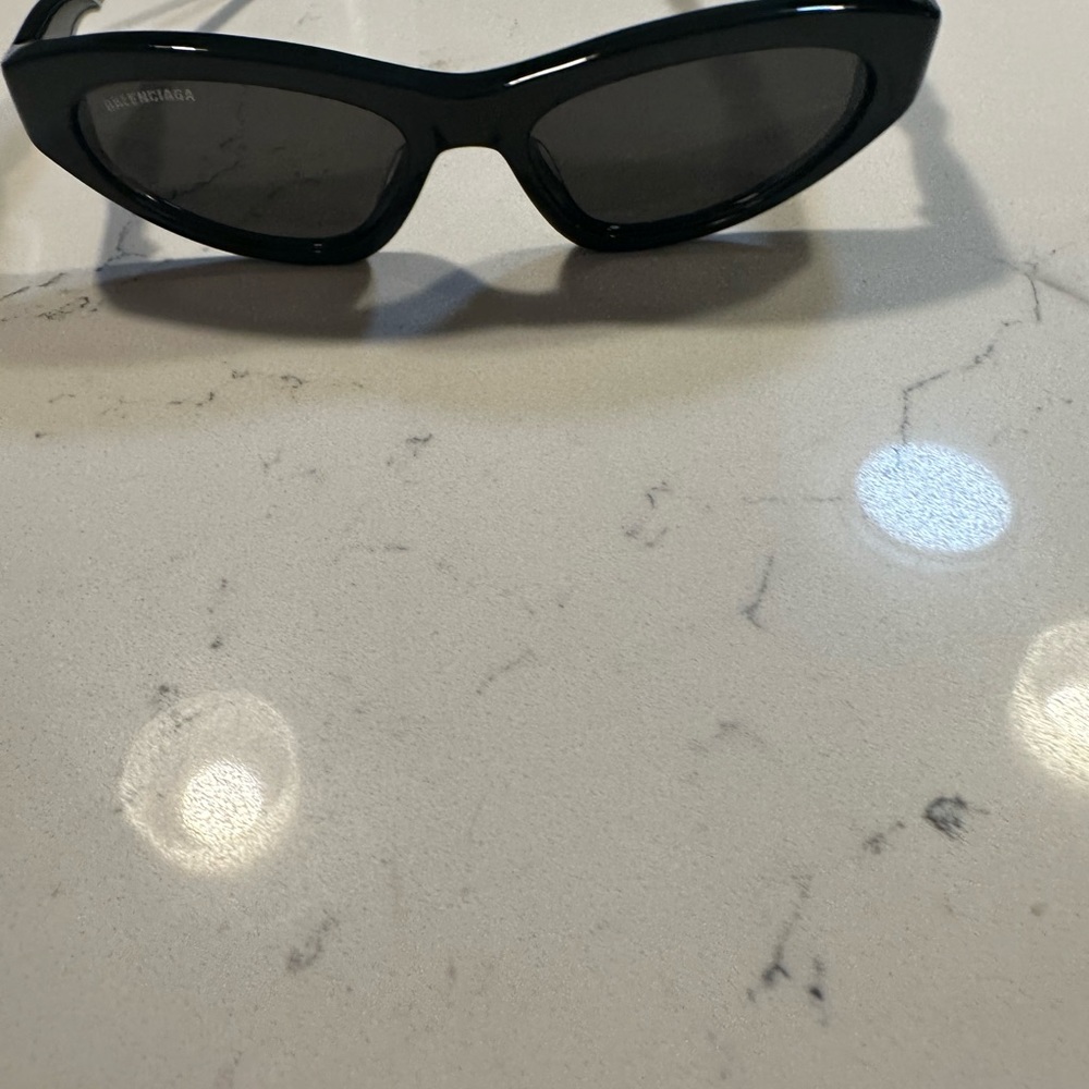 Balenciaga Cat eye Sunglasses 54mm - Picture 7 of 9
